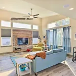 Colorful Bozeman Getaway In Prime Location!