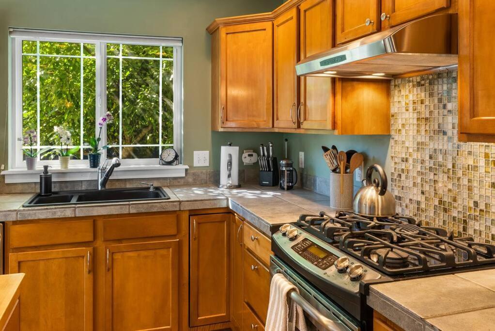 Holiday home Peaceful 3bd In Heart Of *