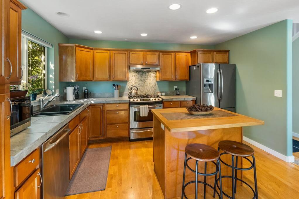 Peaceful 3bd In Heart Of Holiday home Bozeman
