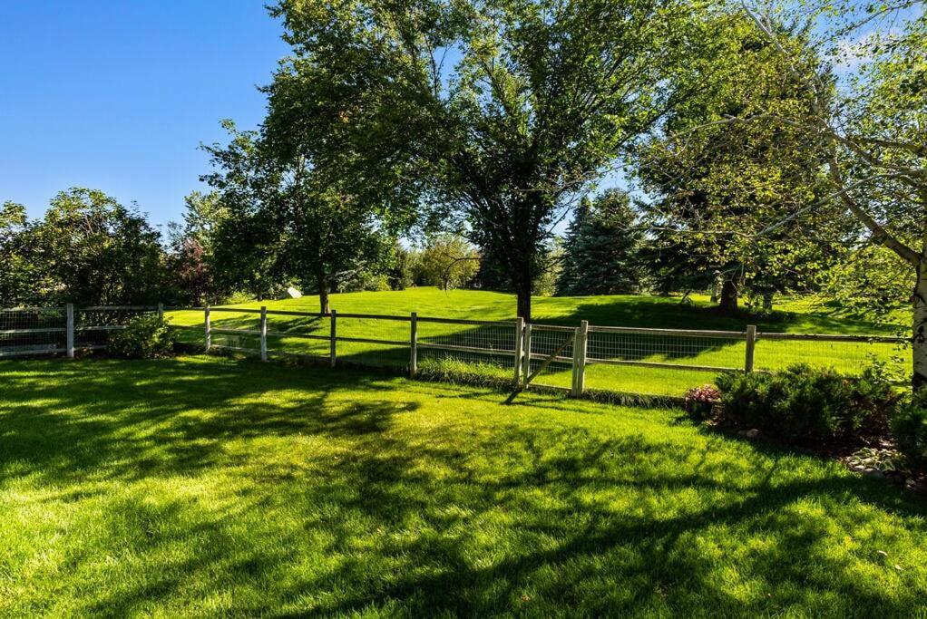 Holiday home Peaceful 3bd In Heart Of *