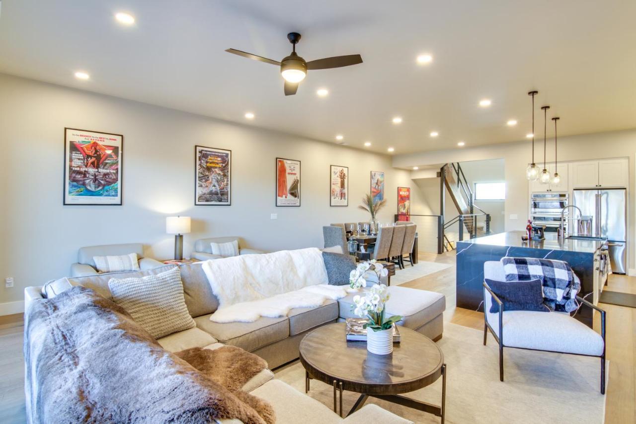 Modern Escape With Bridger Mountain Views!