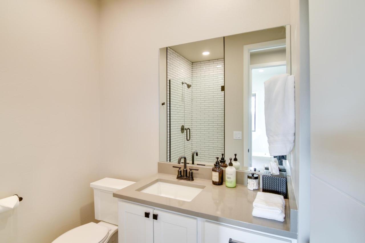 Modern Escape With Bridger Mountain Views! * Bozeman
