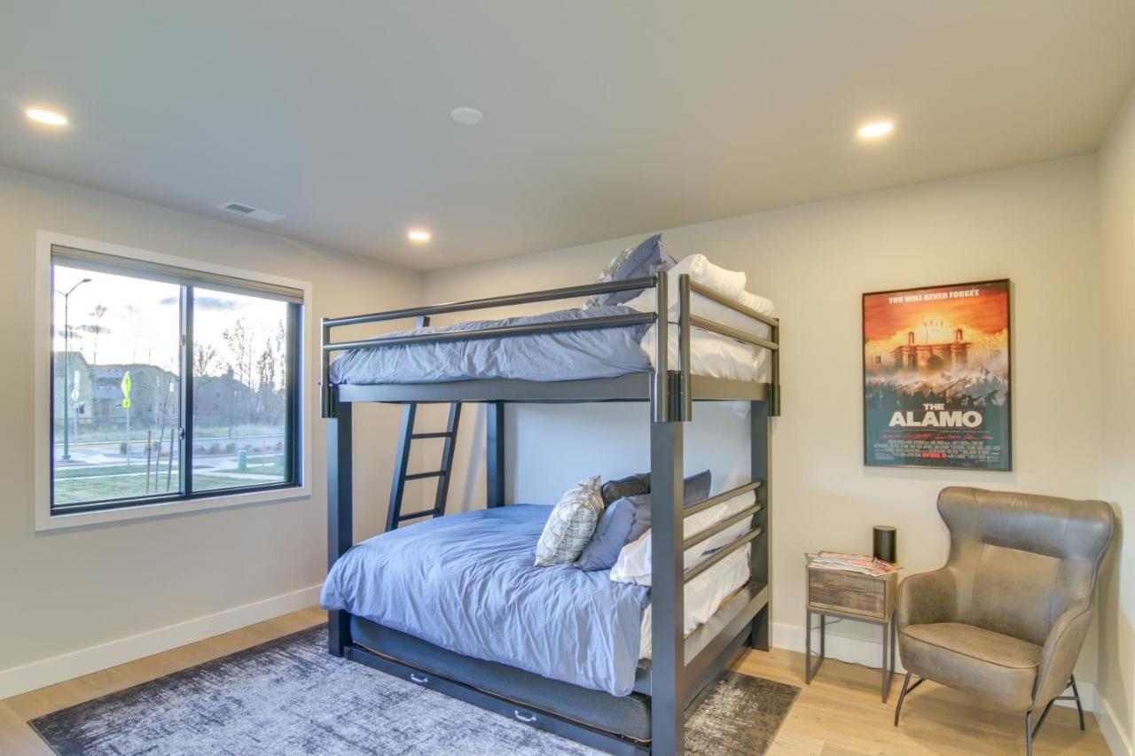 Modern Escape With Bridger Mountain Views! Holiday home Bozeman