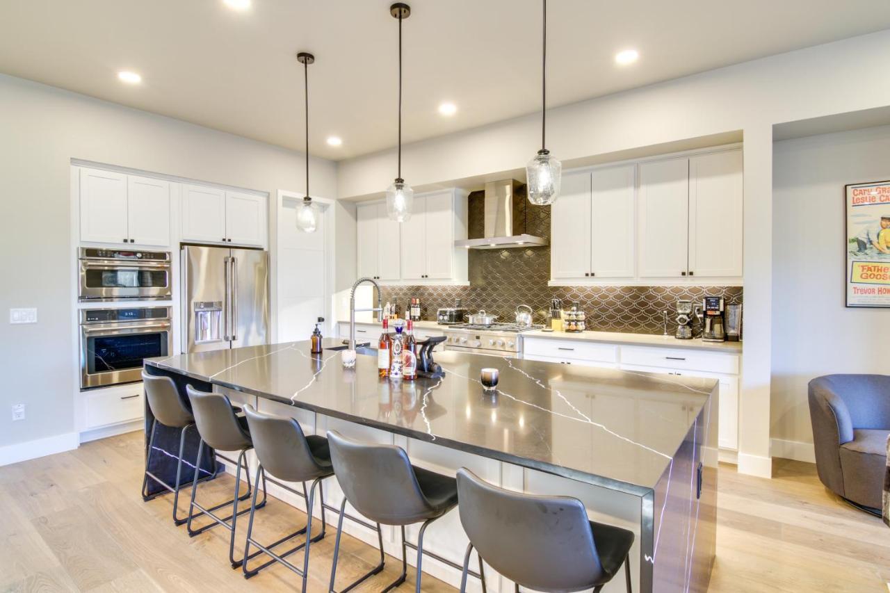 Modern Escape With Bridger Mountain Views! Bozeman