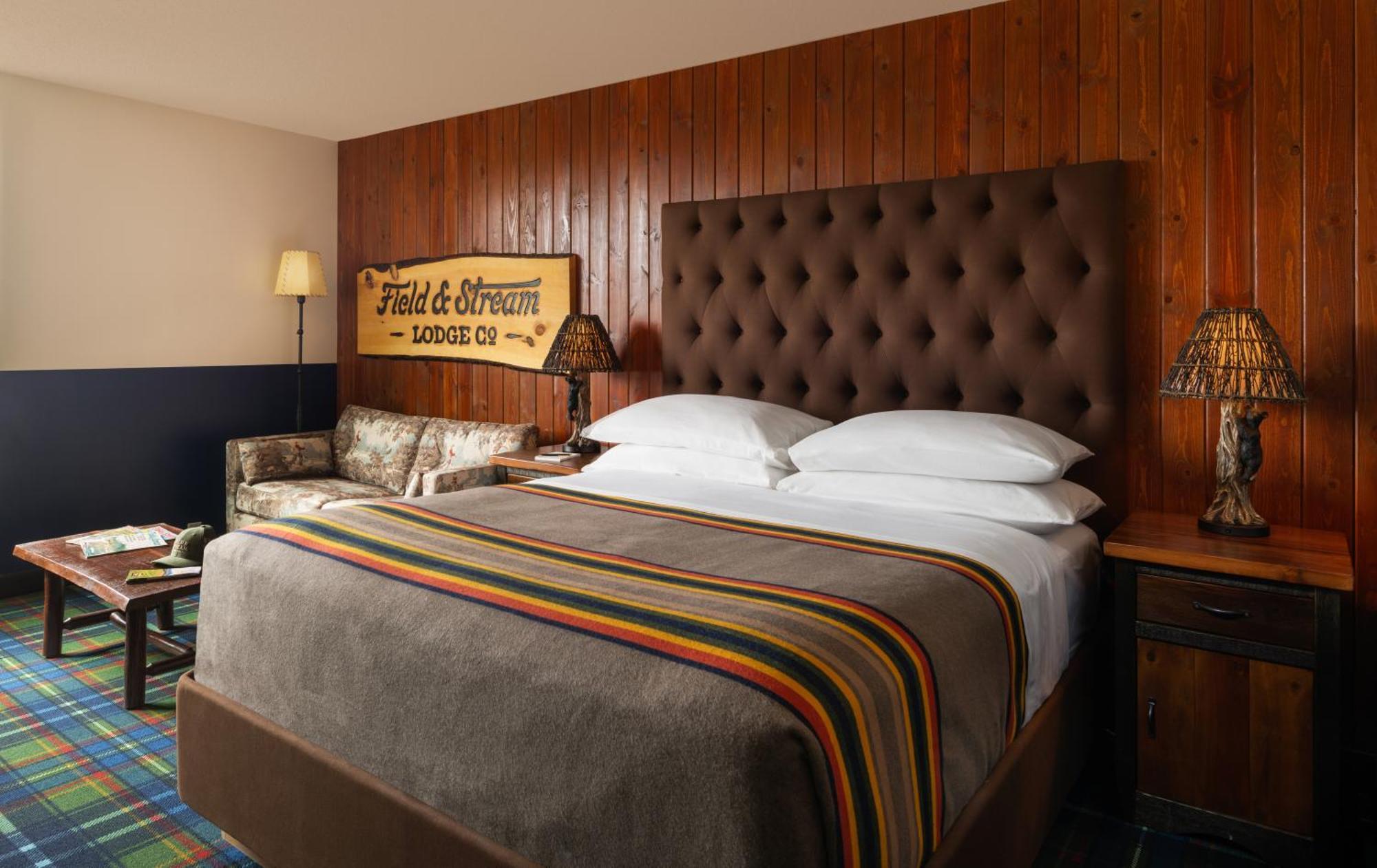 Field & Stream 4* Bozeman
