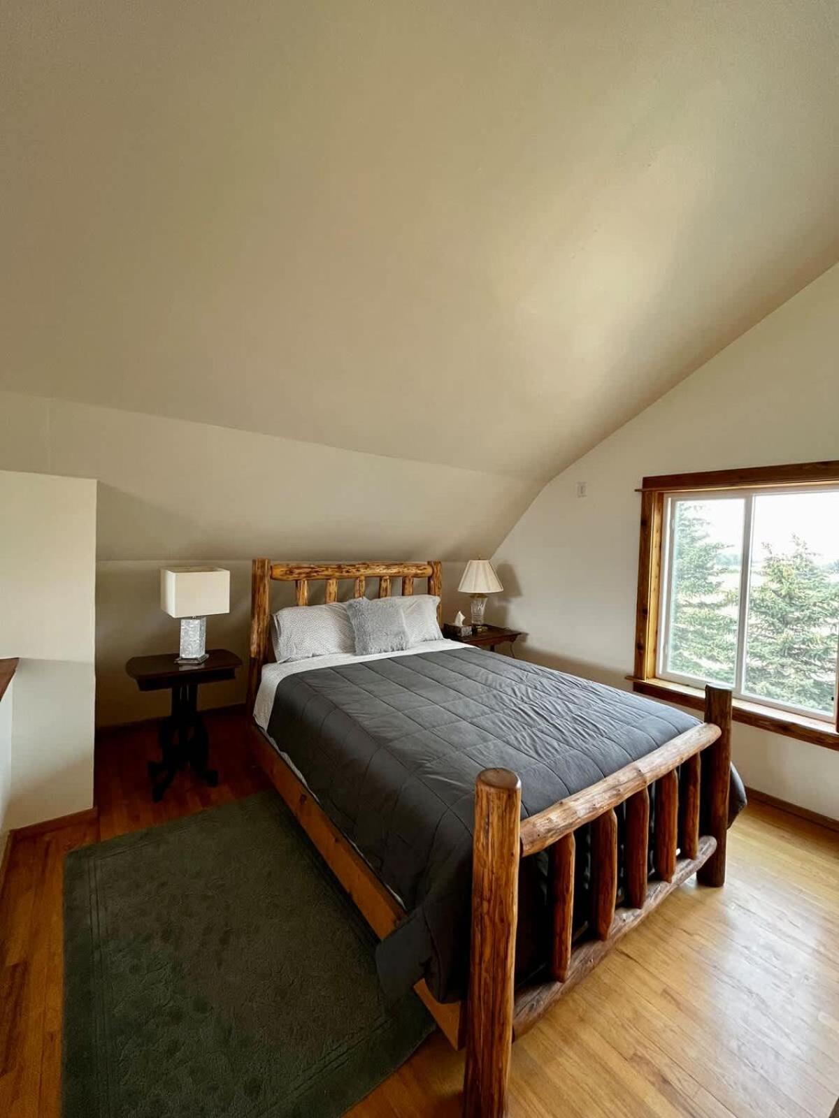 Holiday home Fully Renovated 1800s Red Barn Close To Everything *