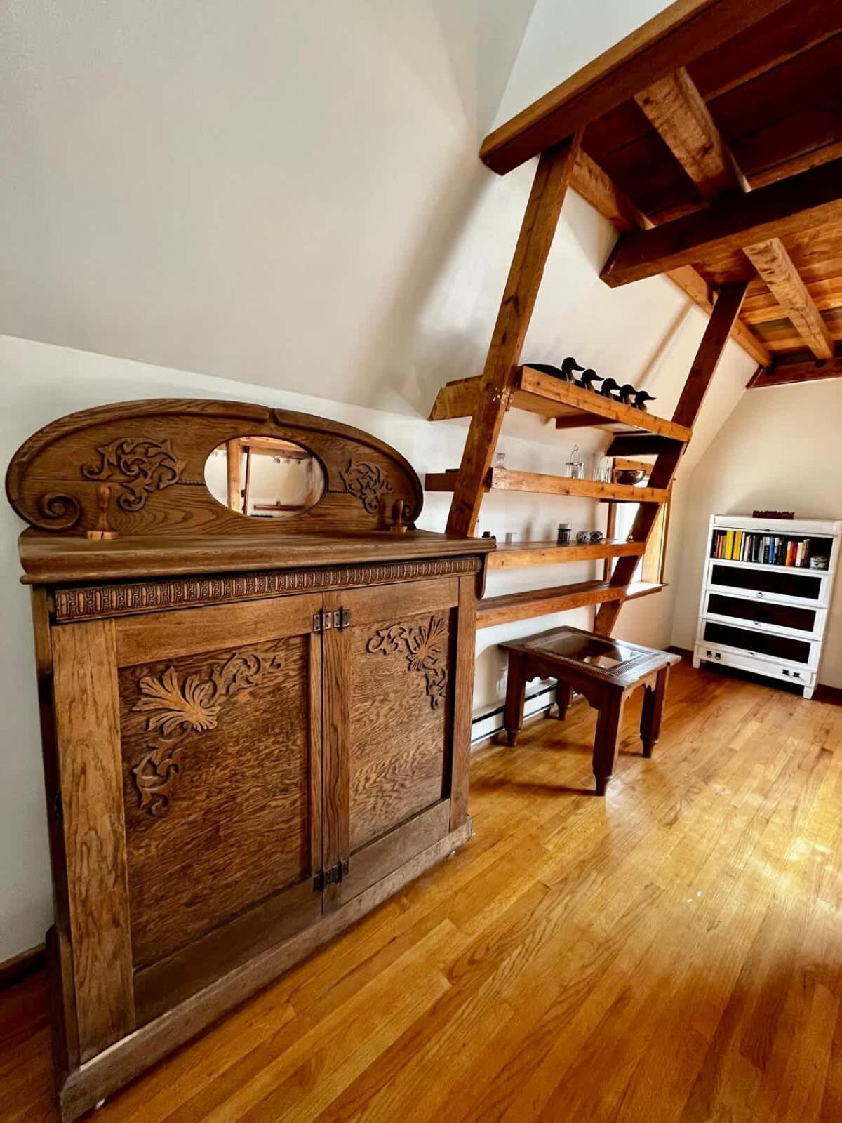 Fully Renovated 1800s Red Barn Close To Everything Bozeman
