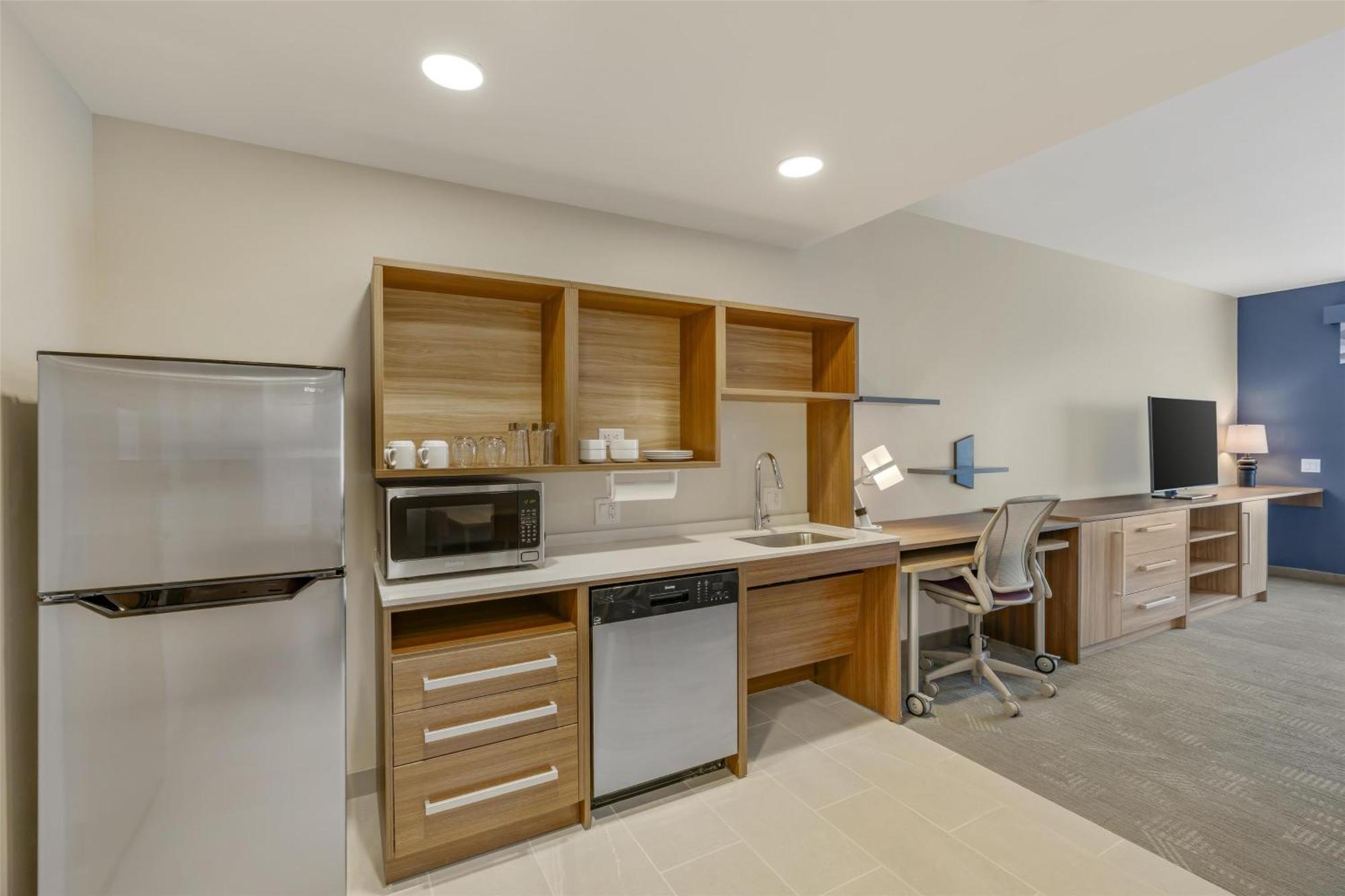 Home2 By Hilton Four Corners 3*
