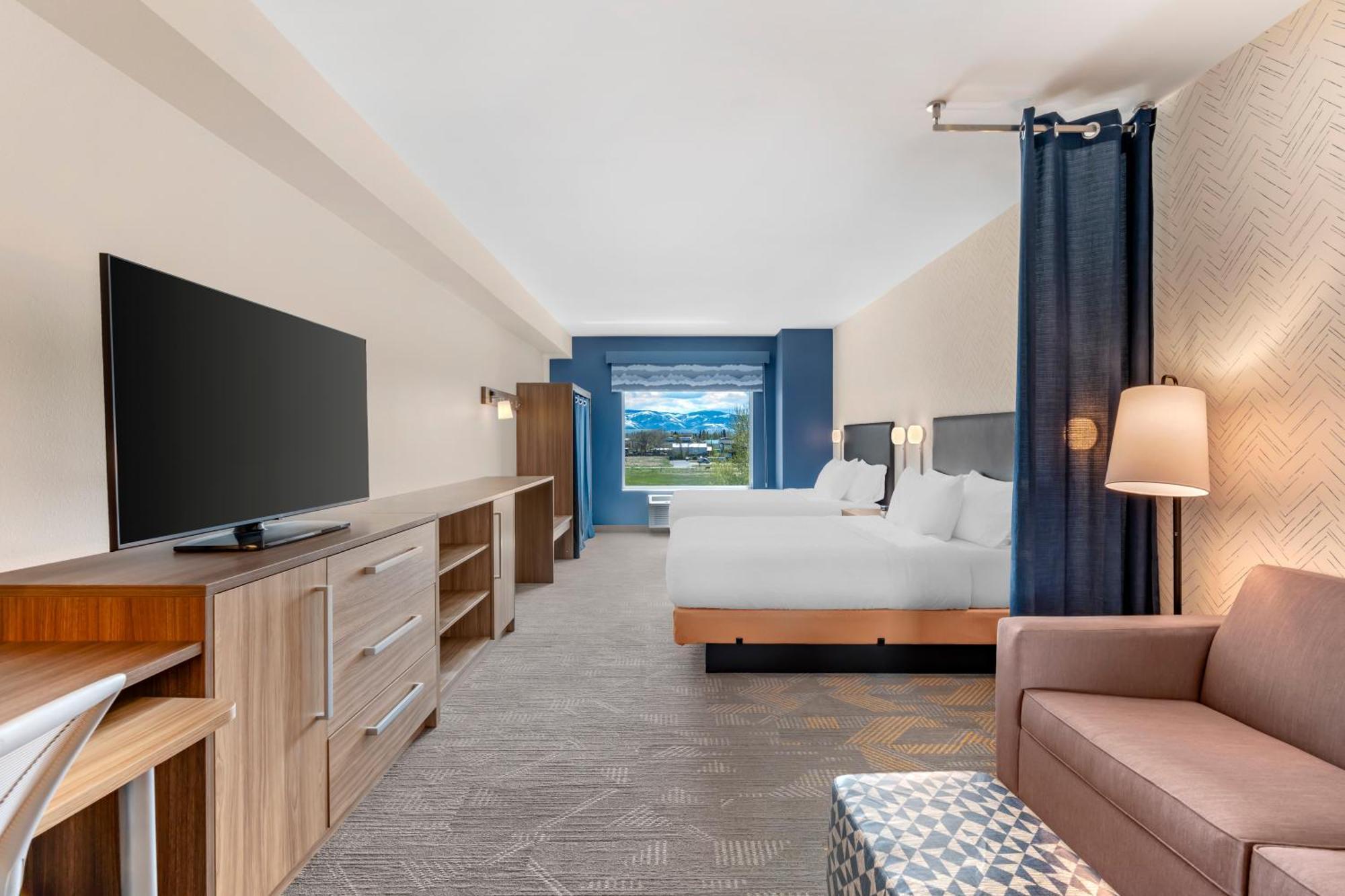 Home2 By Hilton Four Corners 3*
