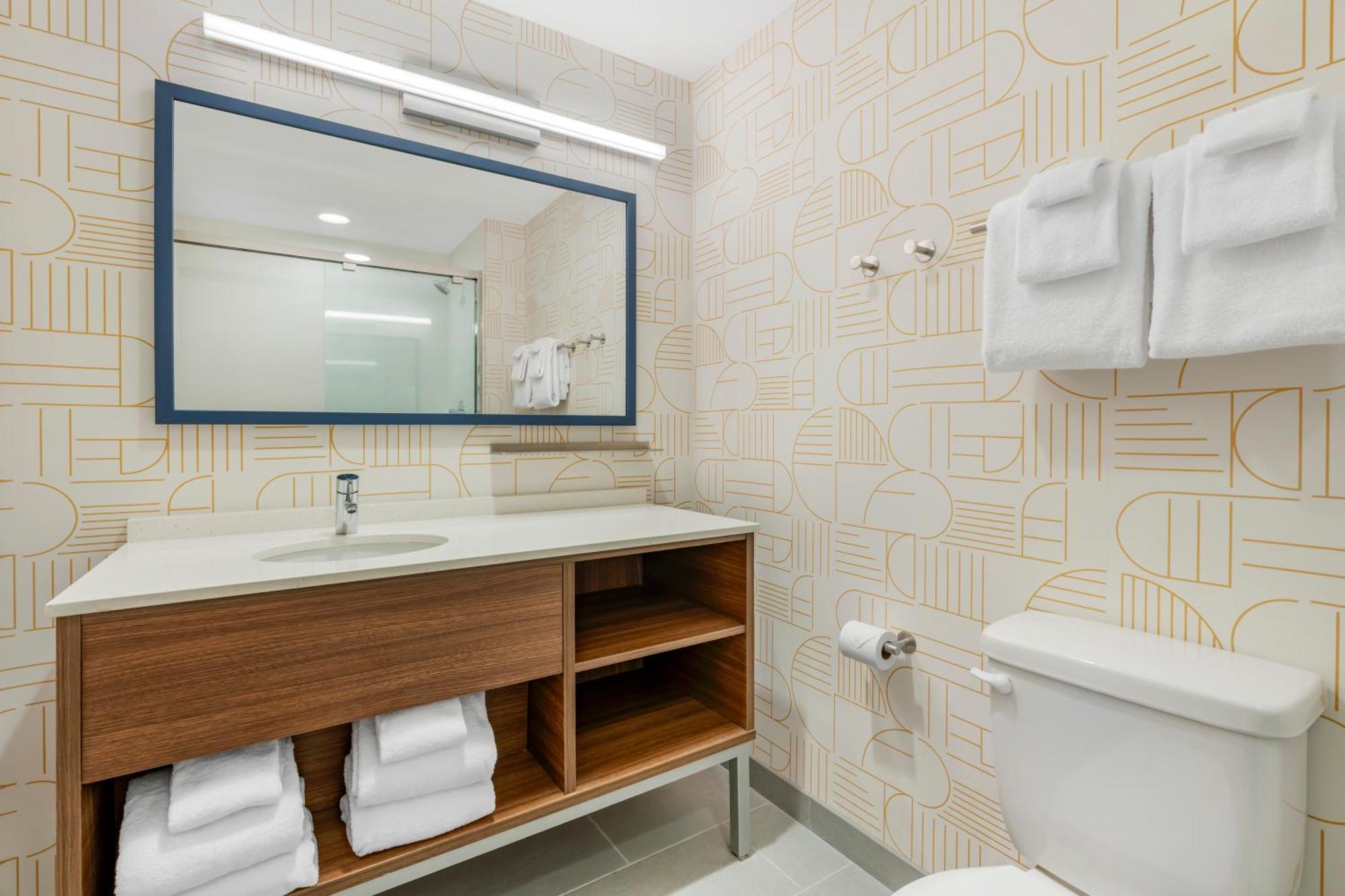 Hotel Home2 By Hilton Four Corners 3*