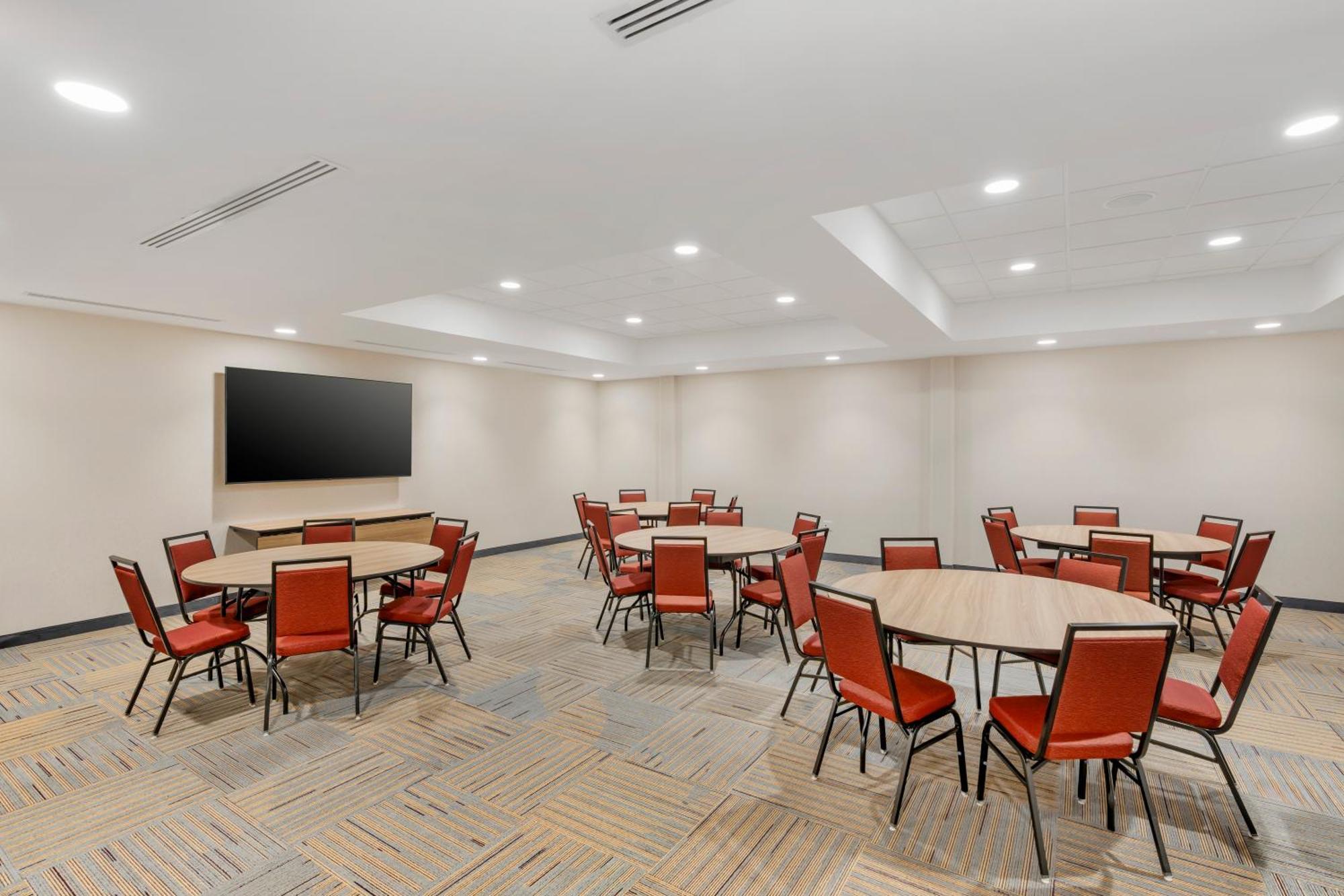 Hotel Home2 By Hilton Four Corners Bozeman