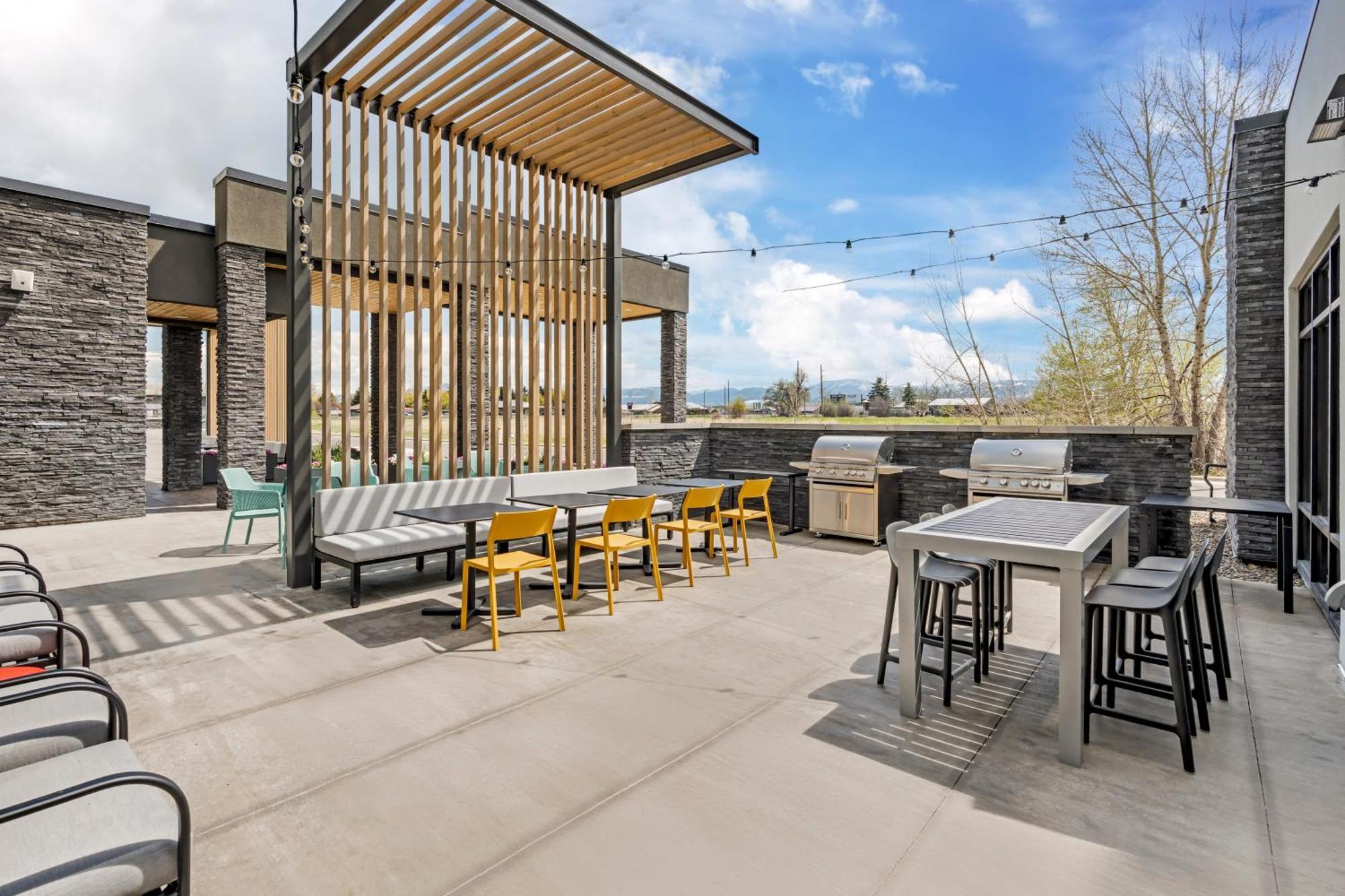 Home2 By Hilton Four Corners 3*