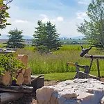Upscale Bozeman Home On The Prairie!