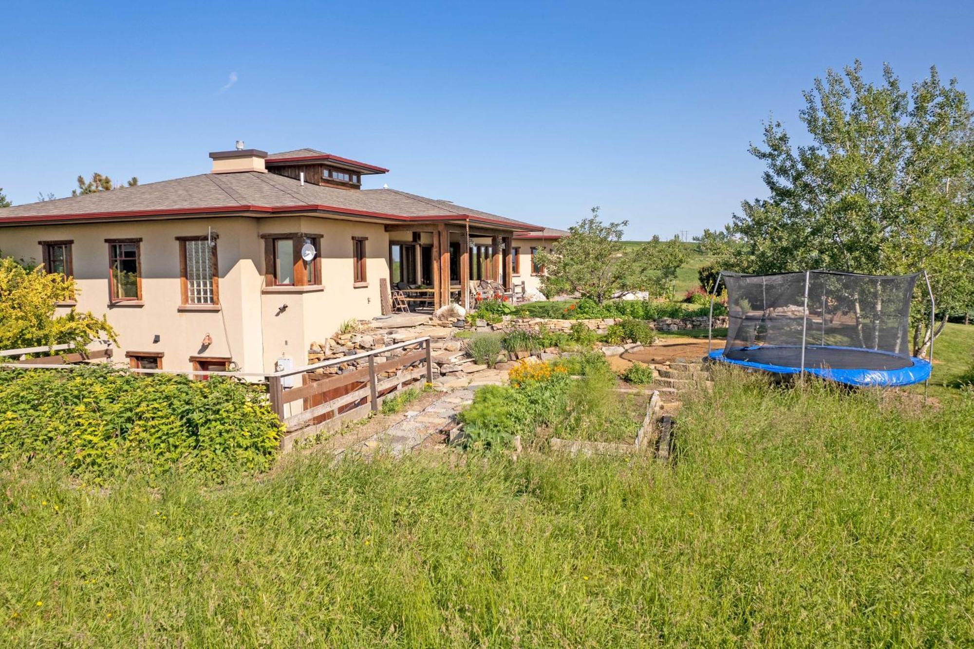 Upscale On The Prairie! *