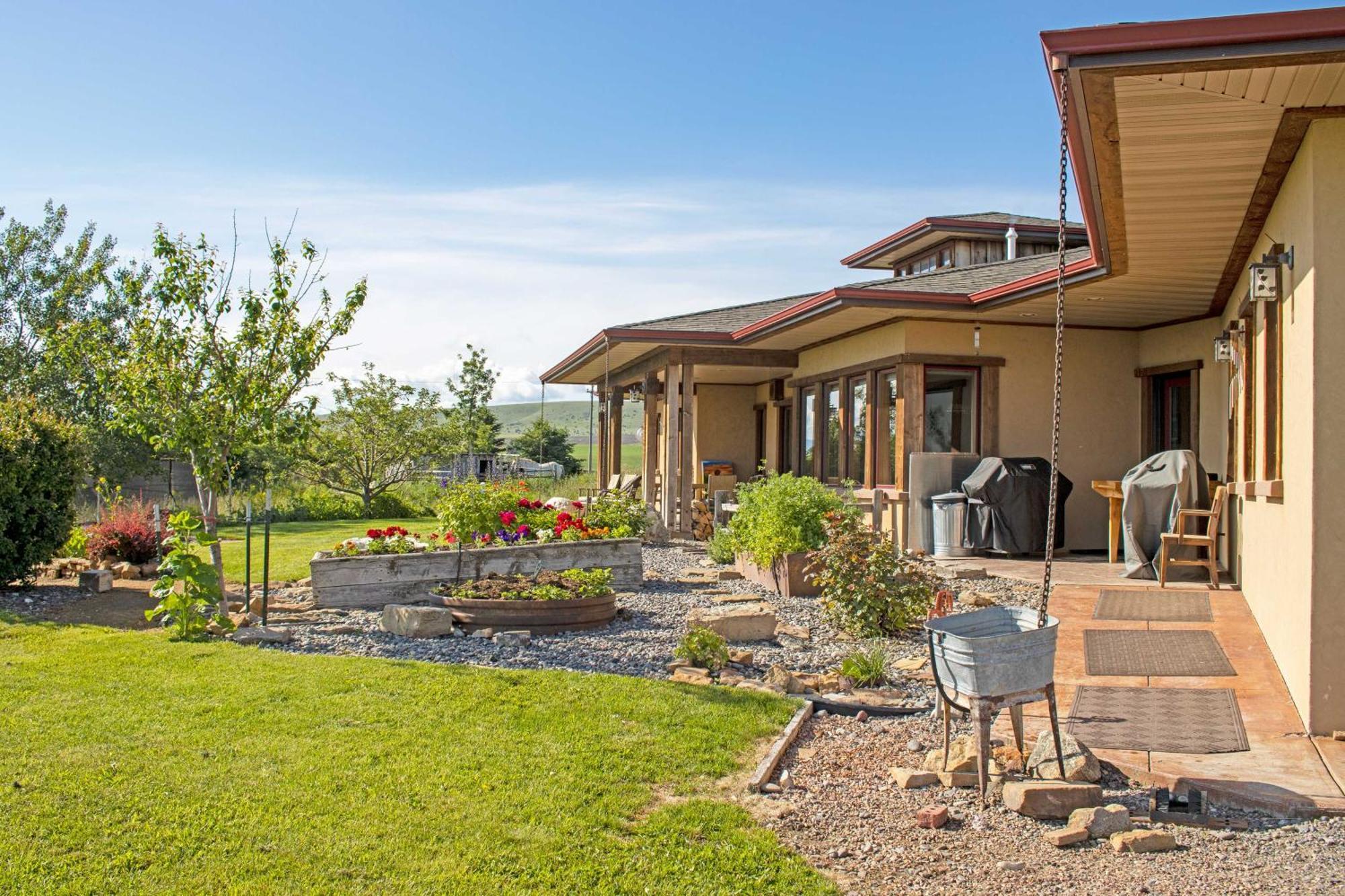 Holiday home Upscale On The Prairie!